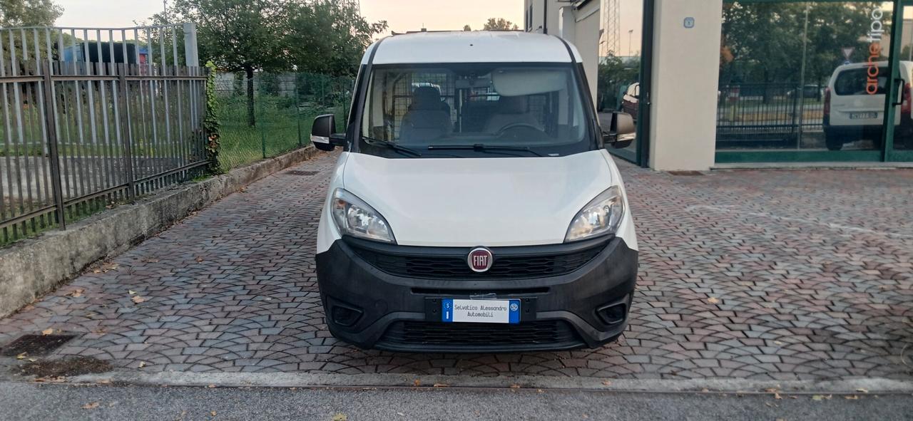 Fiat Doblò 1.3 mj 2 posti autocarro vetrato