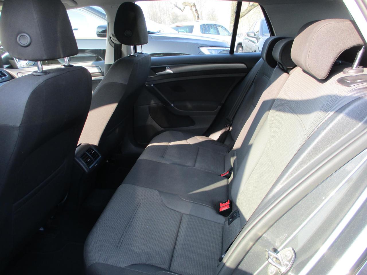 Volkswagen Golf 5 Porte Golf 5p 1.6 tdi Business 115cv dsg