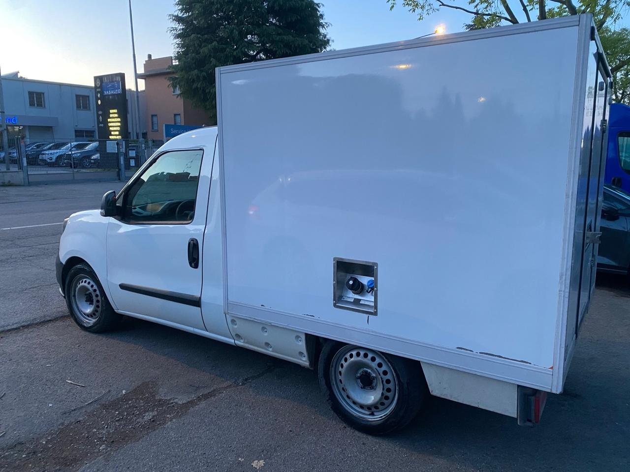 Fiat Doblo 1.6 CELLA FRIGO