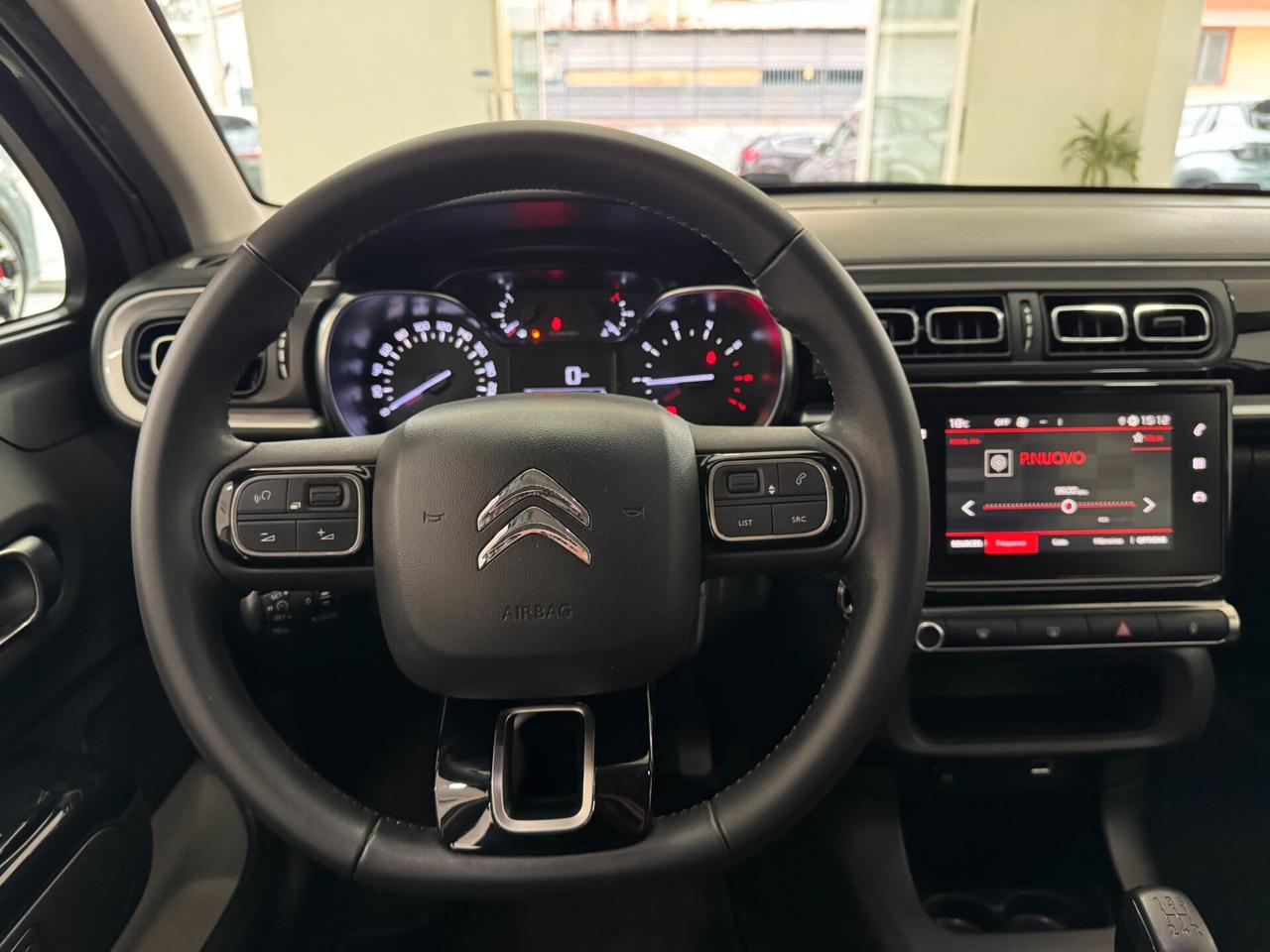 Citroen C3 1.2 PureTech 82cv Shine