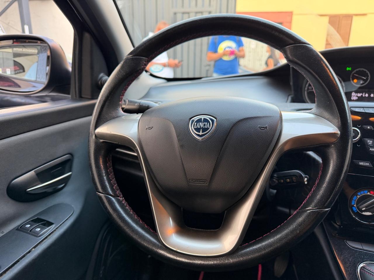 Lancia Ypsilon 1.2 Neopatentati Euro 6