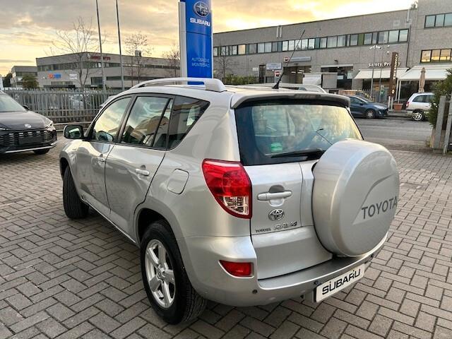 Toyota RAV 4 RAV4 2.2 D-4D 136 CV DPF Sol