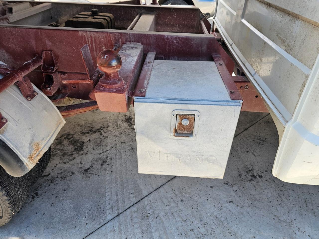 IVECO 35-10 - ribaltabile trilaterale