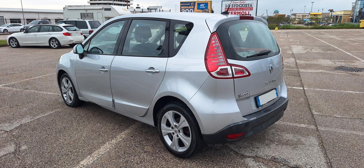 Renault Scenic Scénic X-Mod 1.5 dCi 110CV Luxe