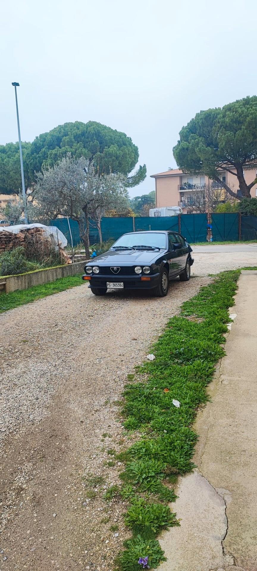 Alfa Romeo Alfetta GTV 6 2.5i