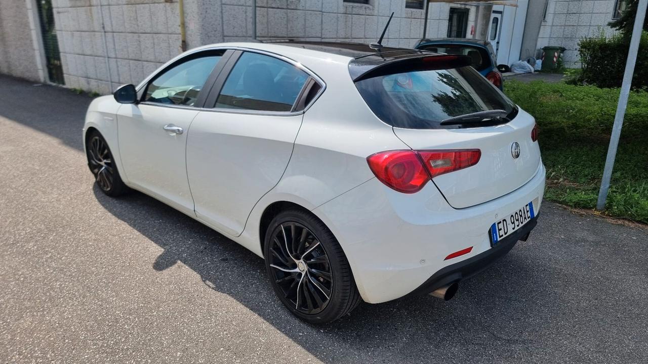 Alfa Romeo Giulietta 2.0 JTDm-2 170 CV