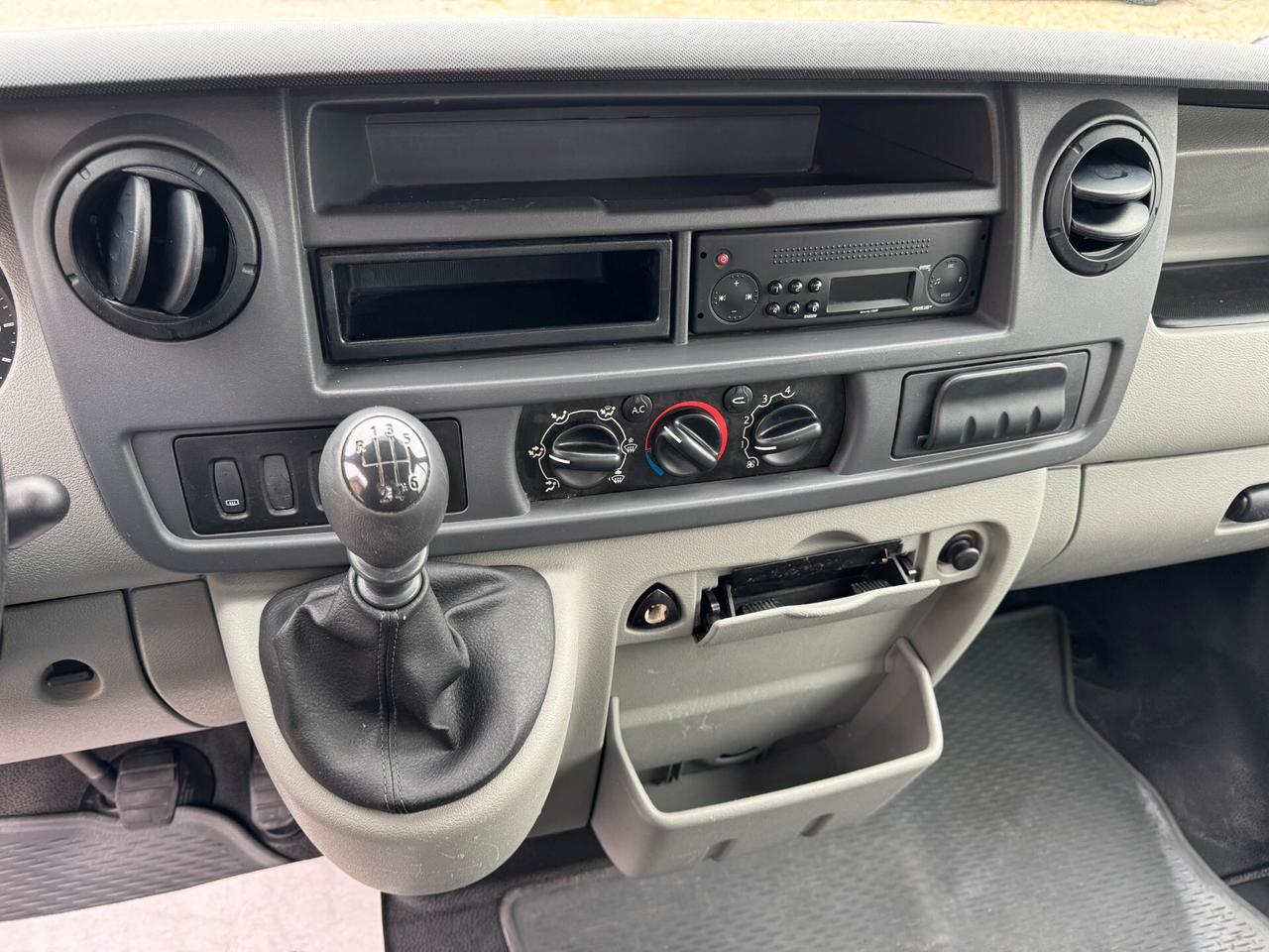 Renault Master - Cassone Fisso 3.20M -