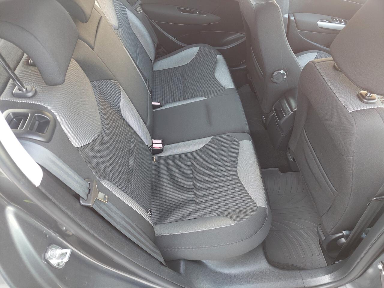 Peugeot 308 1.6 8V HDi 93CV 5p. Business