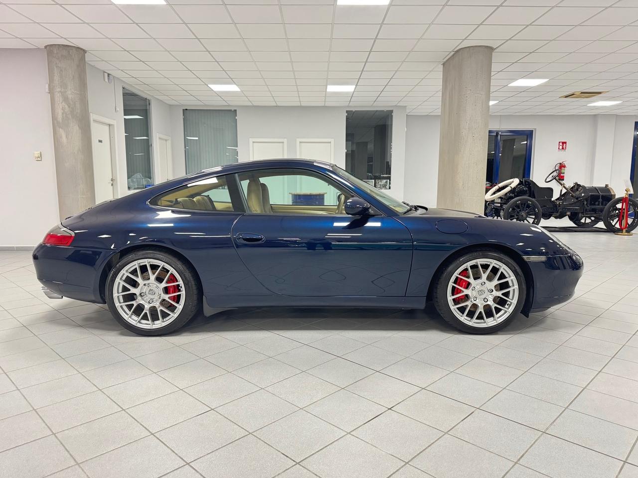 Porsche 996 Carrera