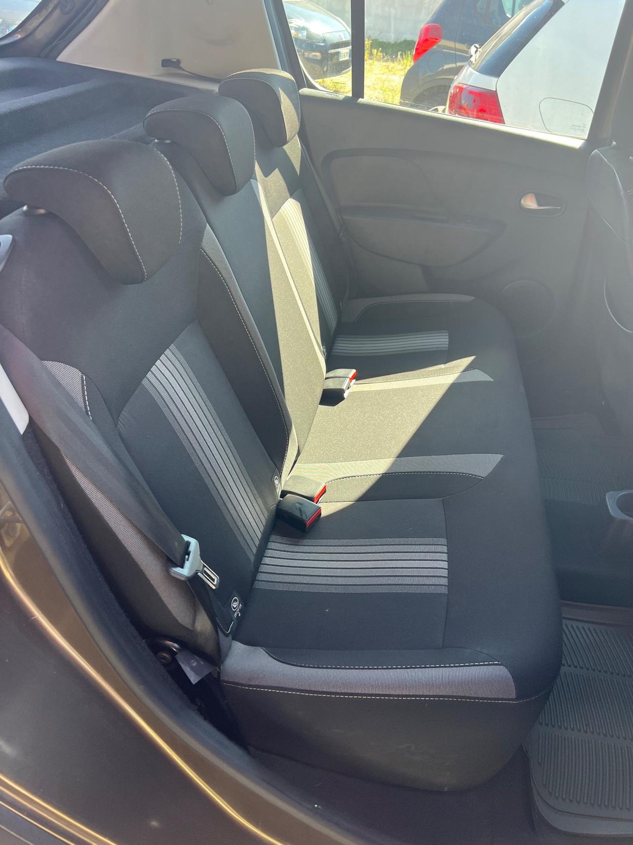 Dacia Sandero Stepway 1.5 dCi 8V 90CV Start&Stop