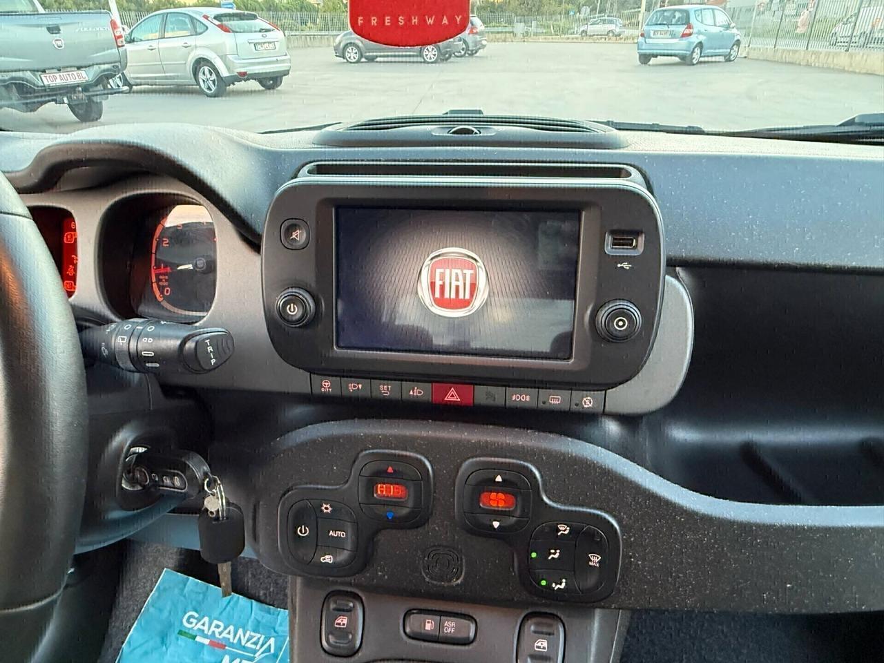 2022 Fiat Panda Cross 1.2 GPL 69cv-AZIENDALE IVA ESPOSTA