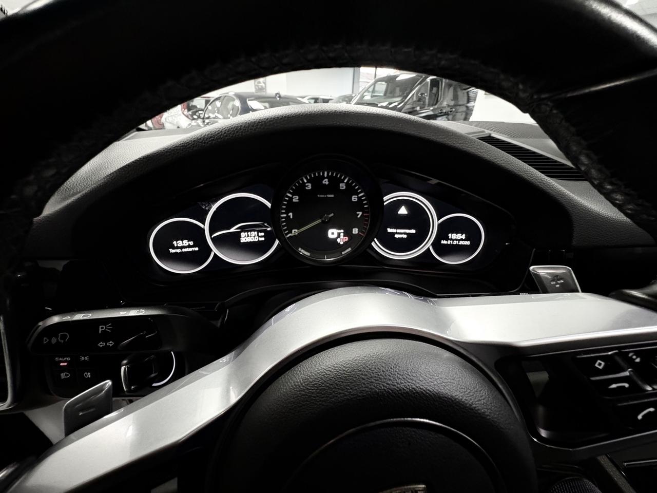 Porsche Cayenne 3.0 Hybrid 340cv 2020 km 91000