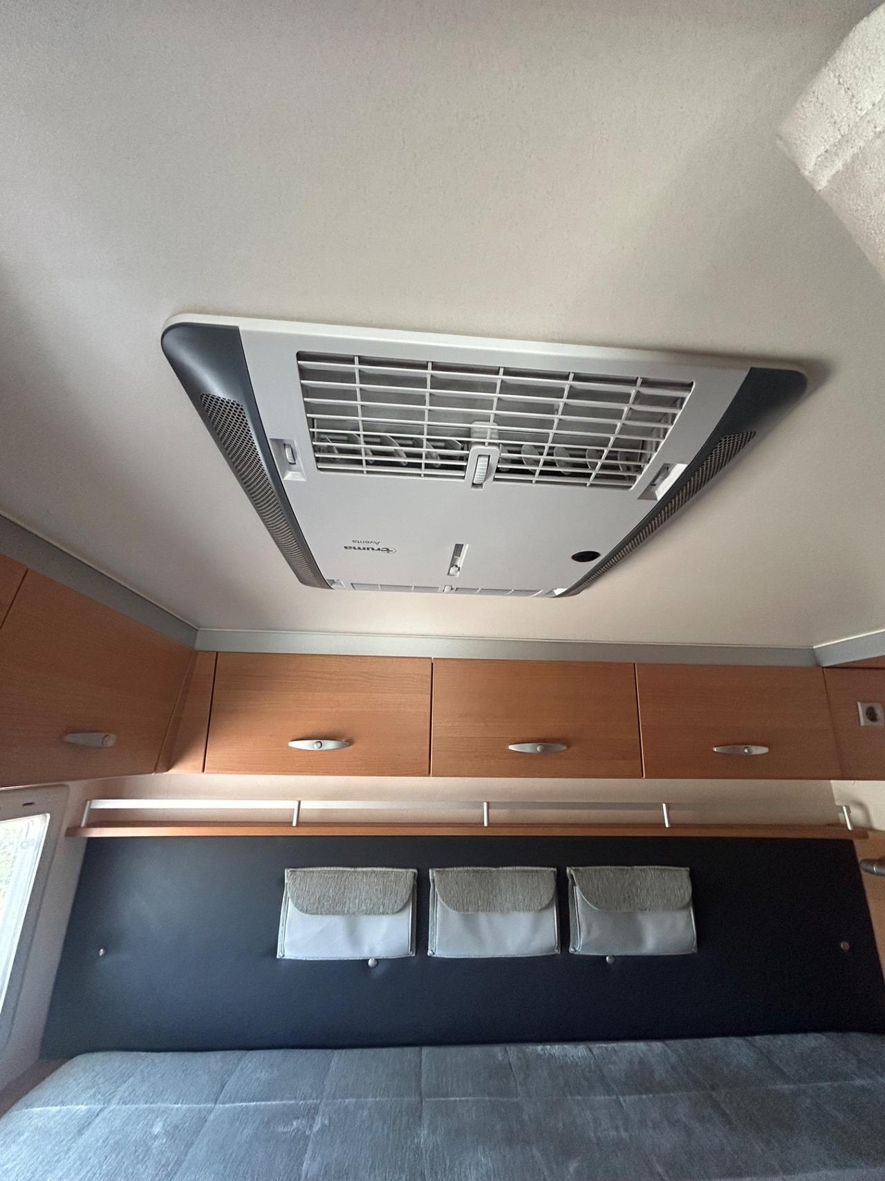 054 motorhome KNAUSS sunliner del 2006 in saldo