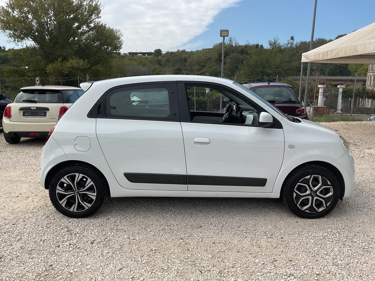 Renault Twingo SCe 65 CV Signature