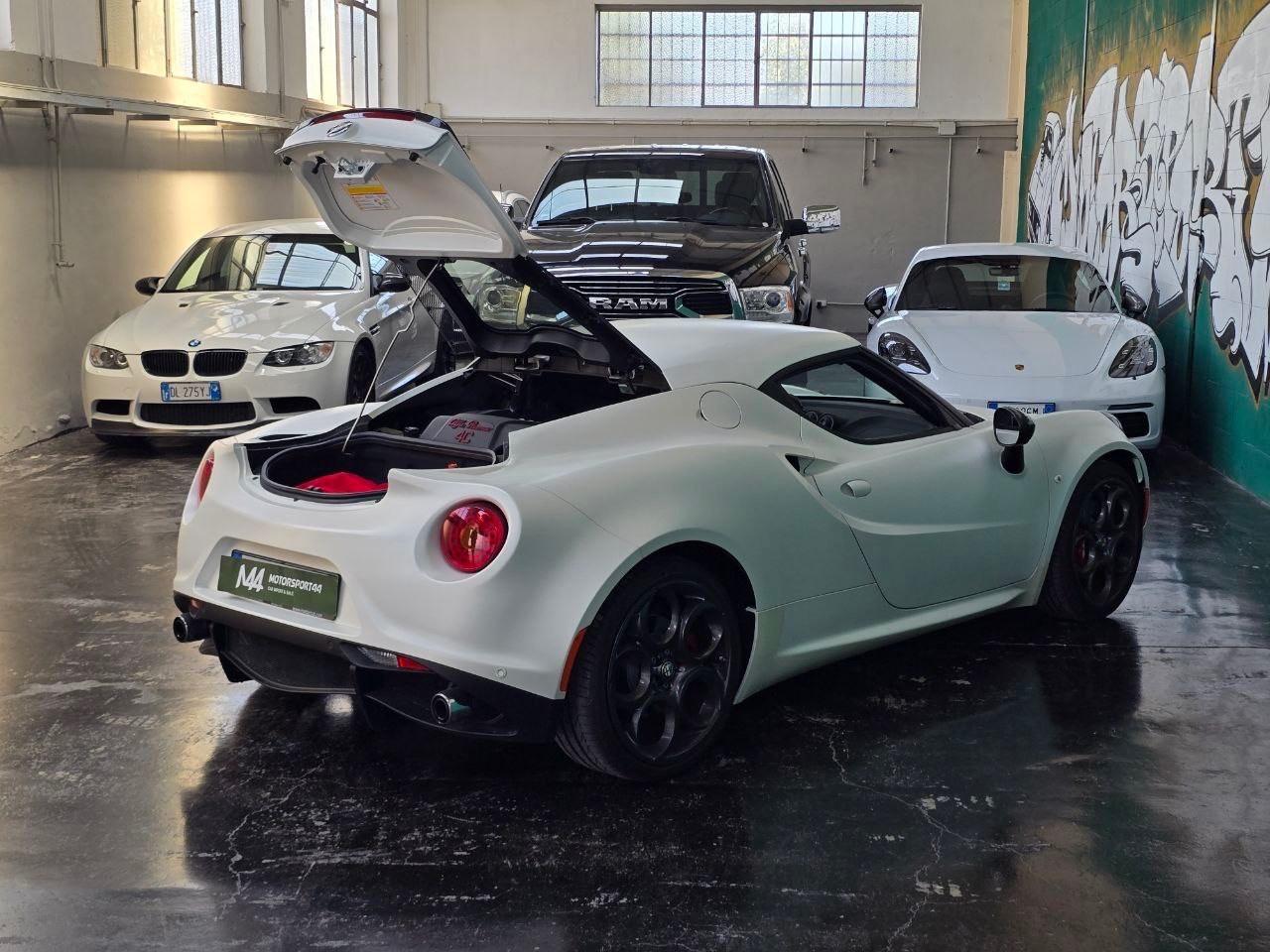 Alfa Romeo 4C Launch Edition (72/500) 3.600km