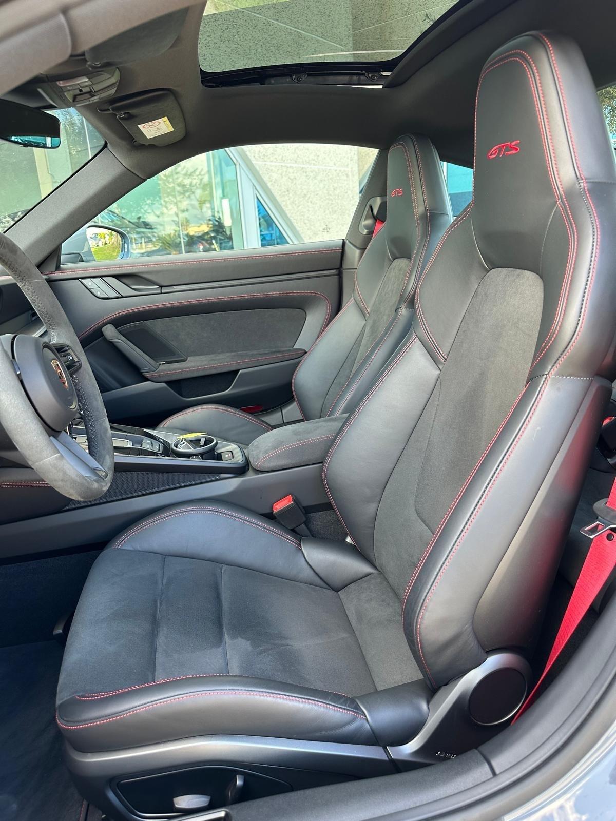 Porsche 992 Carrera GTS possibilità noleggio no scoring