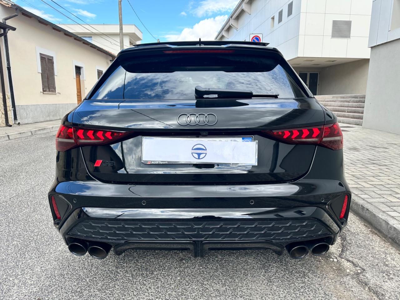 Audi A3 S3 Sedan TFSI quattro S tronic sport attitude