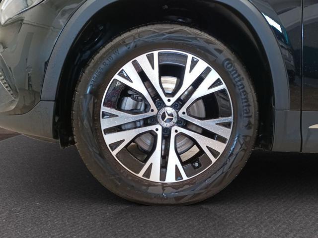 MERCEDES-BENZ GLA 180 Automatic Progressive Advanced