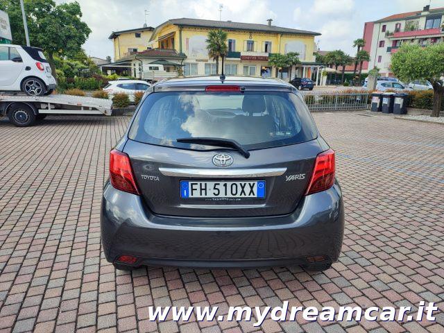 TOYOTA Yaris 1.0 5 porte Active