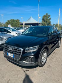 Audi Q2 35 TDI quattro S tronic Identity Black