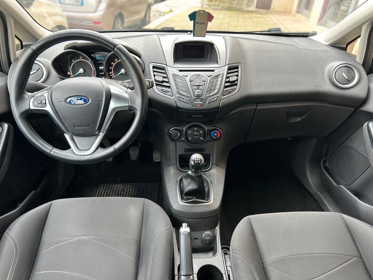 Ford Fiesta 1.5 TDCi 75CV 5 porte Business