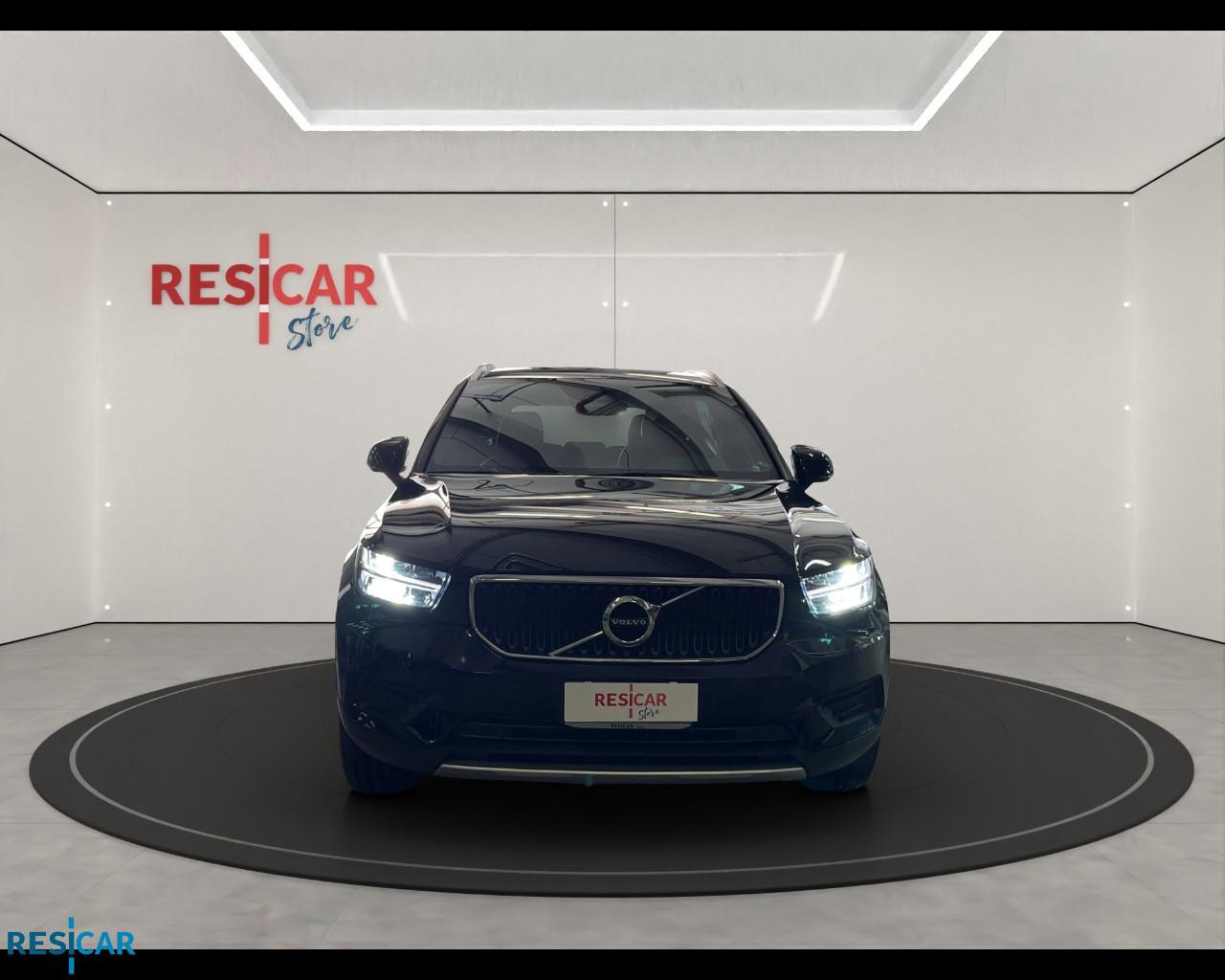 VOLVO XC40 1.5 t3 Momentum Pro 163cv