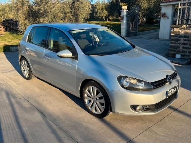 Volkswagen Golf 1.6 TDI DPF DSG 5p. Highline