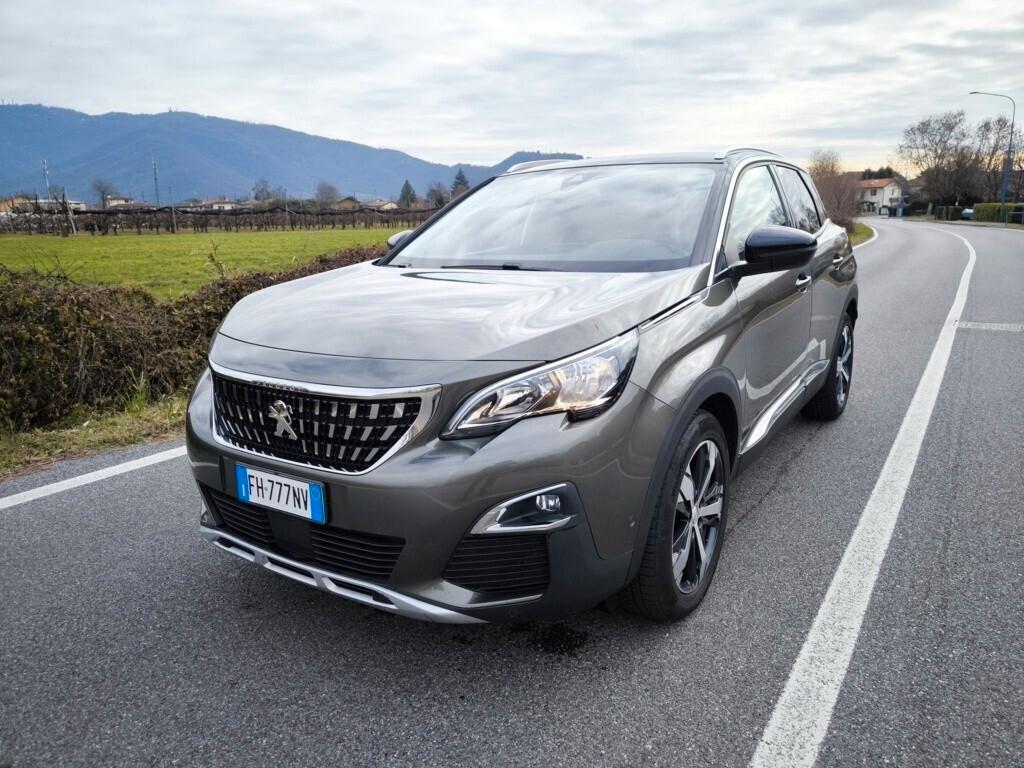 PEUGEOT 3008 1,6 BLUEHDI GT LINE – CAMBIO AUTOMATICO