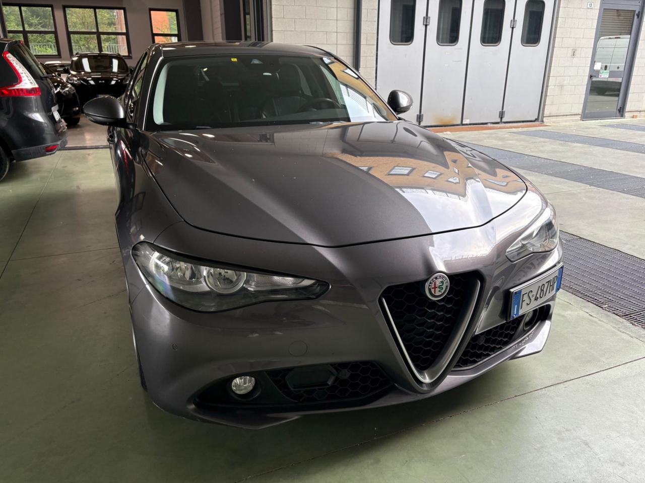 Alfa Romeo Giulia 2.2 Turbodiesel 136 CV AT8 Business