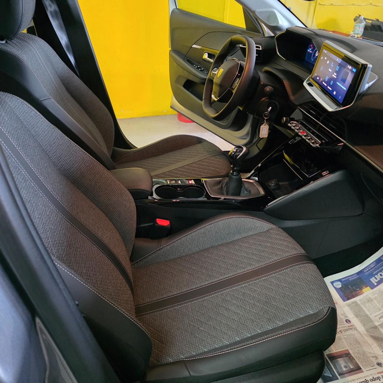 208 PureTech 100 hp 5 porte Business AZIENDALE