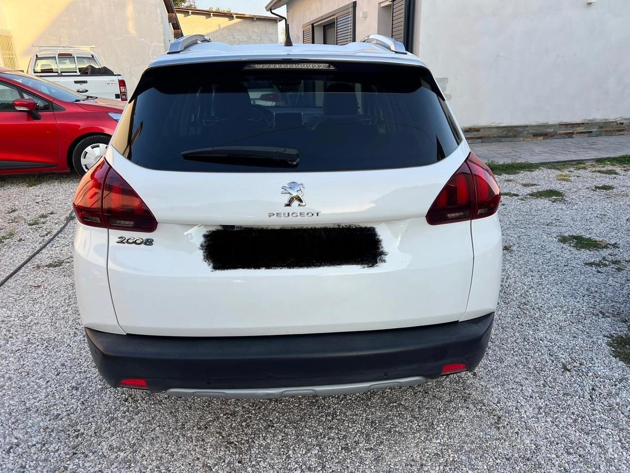 Peugeot 2008 BlueHDi 120 S&S Crossway