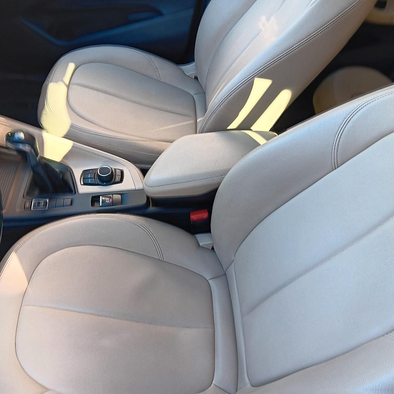 Bmw X1 sDrive18d Advantage-2016