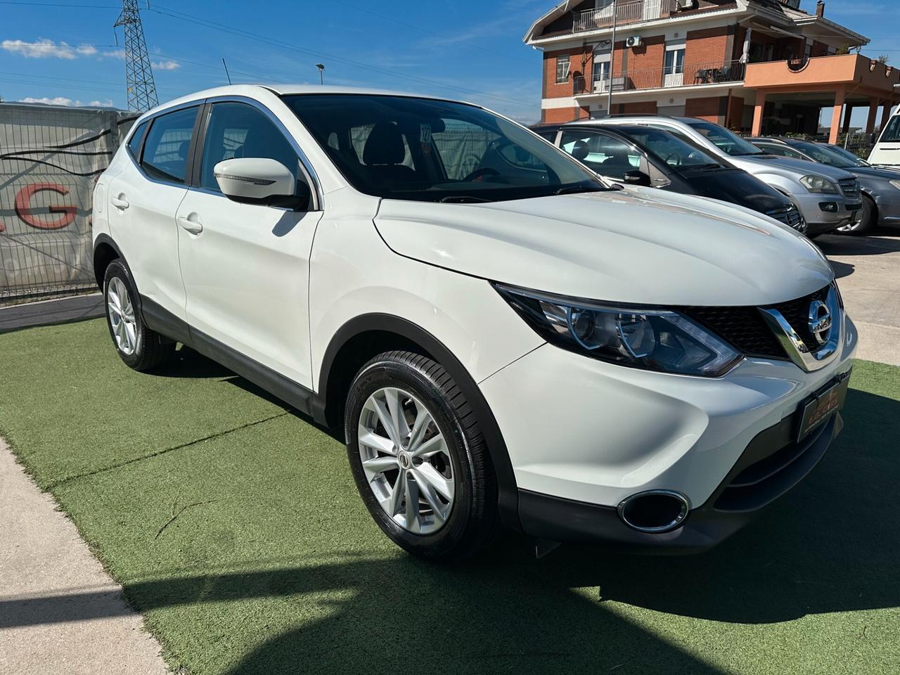 Nissan Qashqai 1.5DCI*LED*MP3*BLUETOOTH*CRUISE*250€ AL MESE*