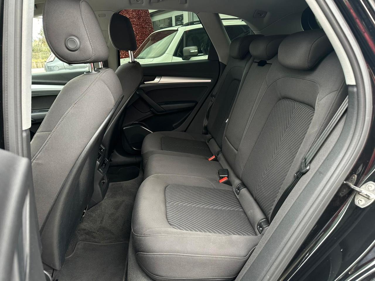 Audi Q5 40 TDI 204 CV quattro S tronic Business Advanced