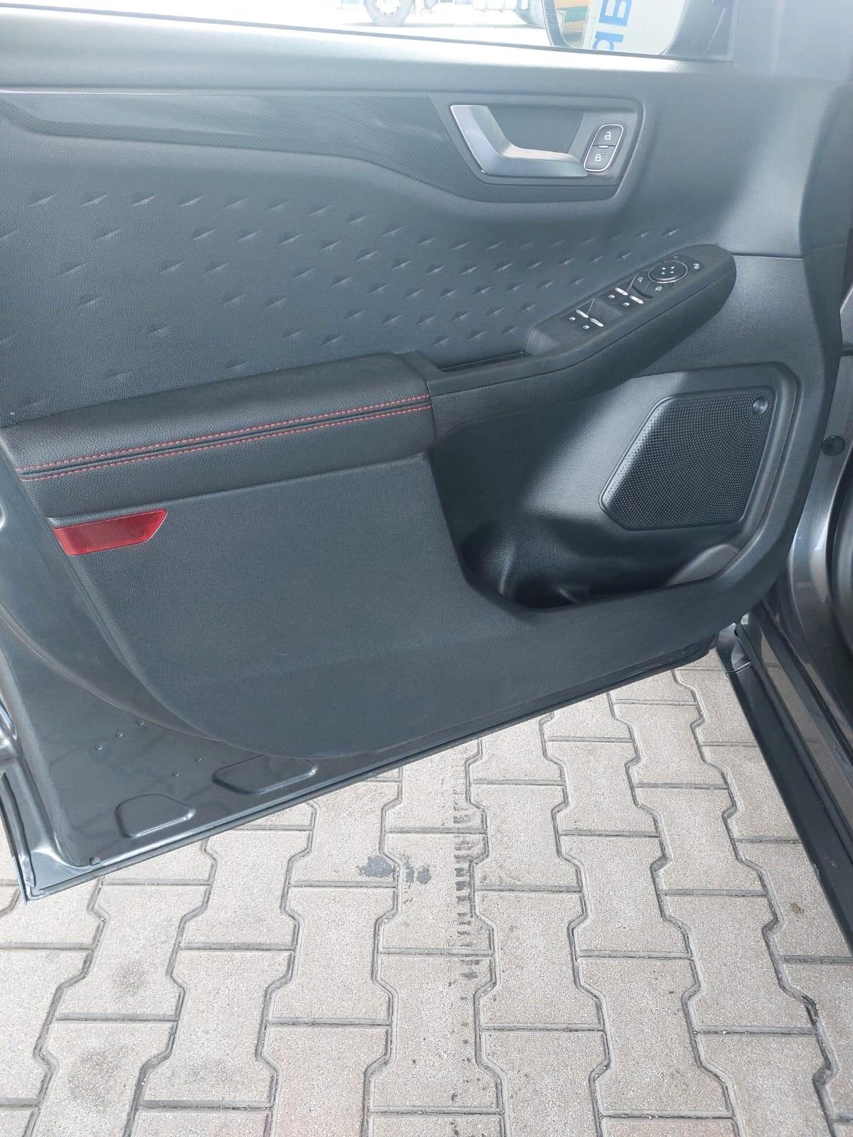 Ford Kuga 2.5 Plug In Hybrid 225 CV CVT 2WD ST-Line X