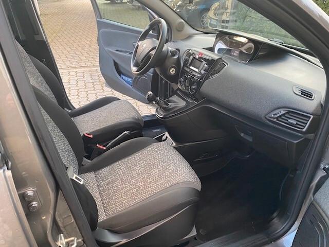 LANCIA YPSILON 1.0 HYBRID SILVER 39000KM PREZZO REALE