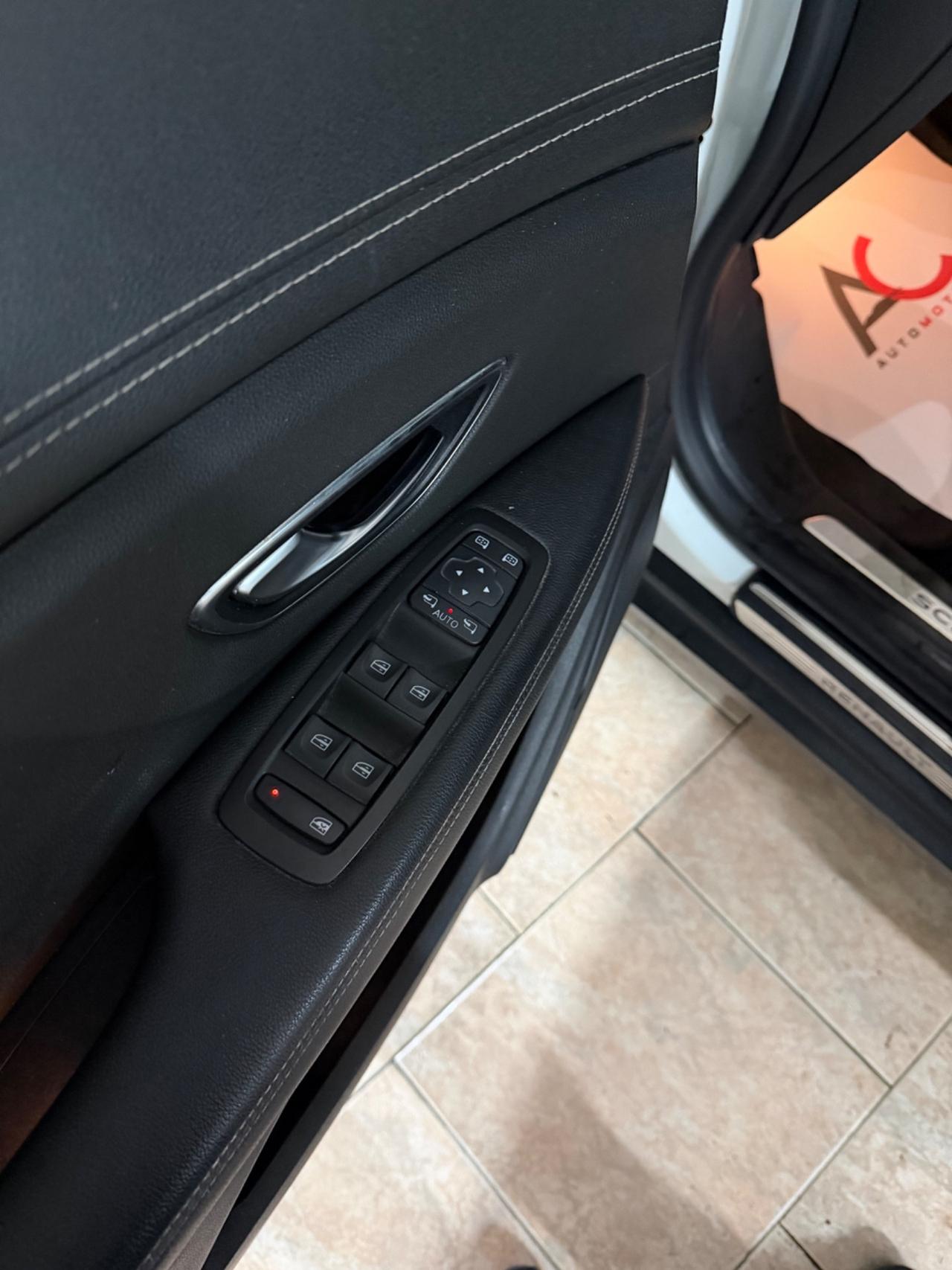 Renault Scenic Scénic dCi 8V 110 CV Energy Bose