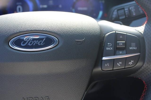 Ford Kuga 2.0 ST-Line 2wd 120cv AUTO con Navi e CarPlay