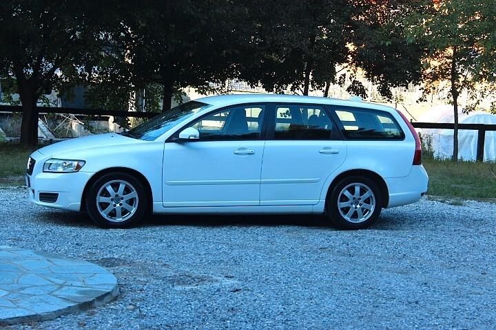 Volvo V50 1.6 d2 Polar 115cv CROSSOVER STUPENDO COME DA FOTO REALE UNICO UTILIZZATORE CLIMA AUT. CERCHI IN LEG