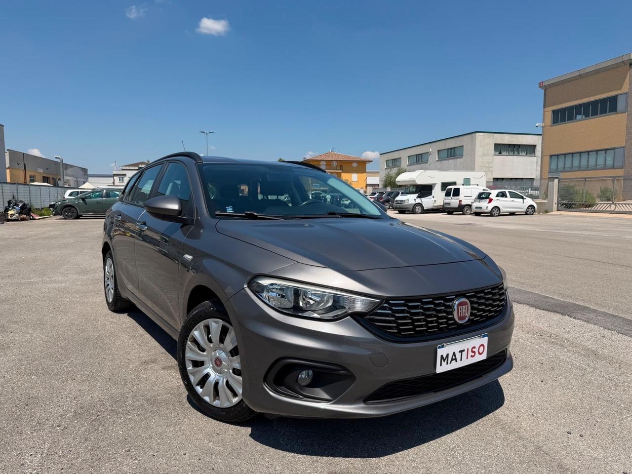 Fiat Tipo 1.4 SW Lounge con GARANZIA 12 m