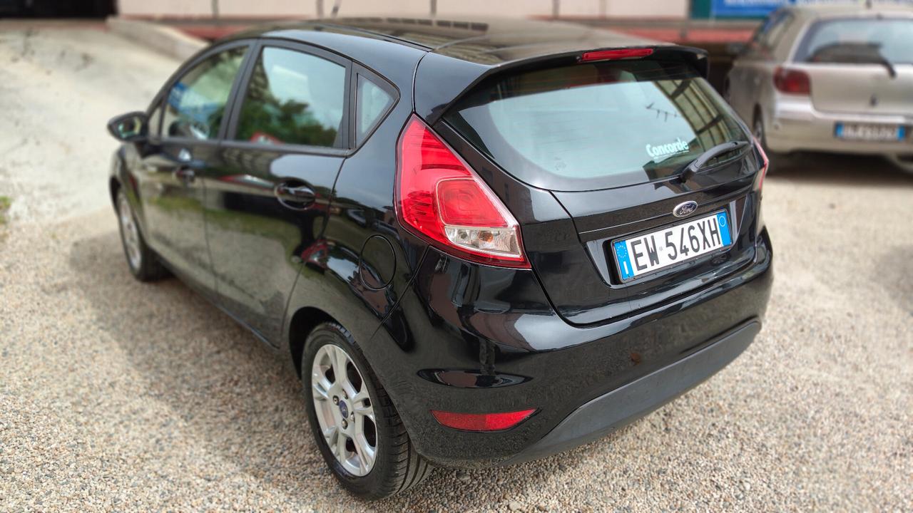Ford Fiesta 1.5 TDCi 75CV 5p Titanium