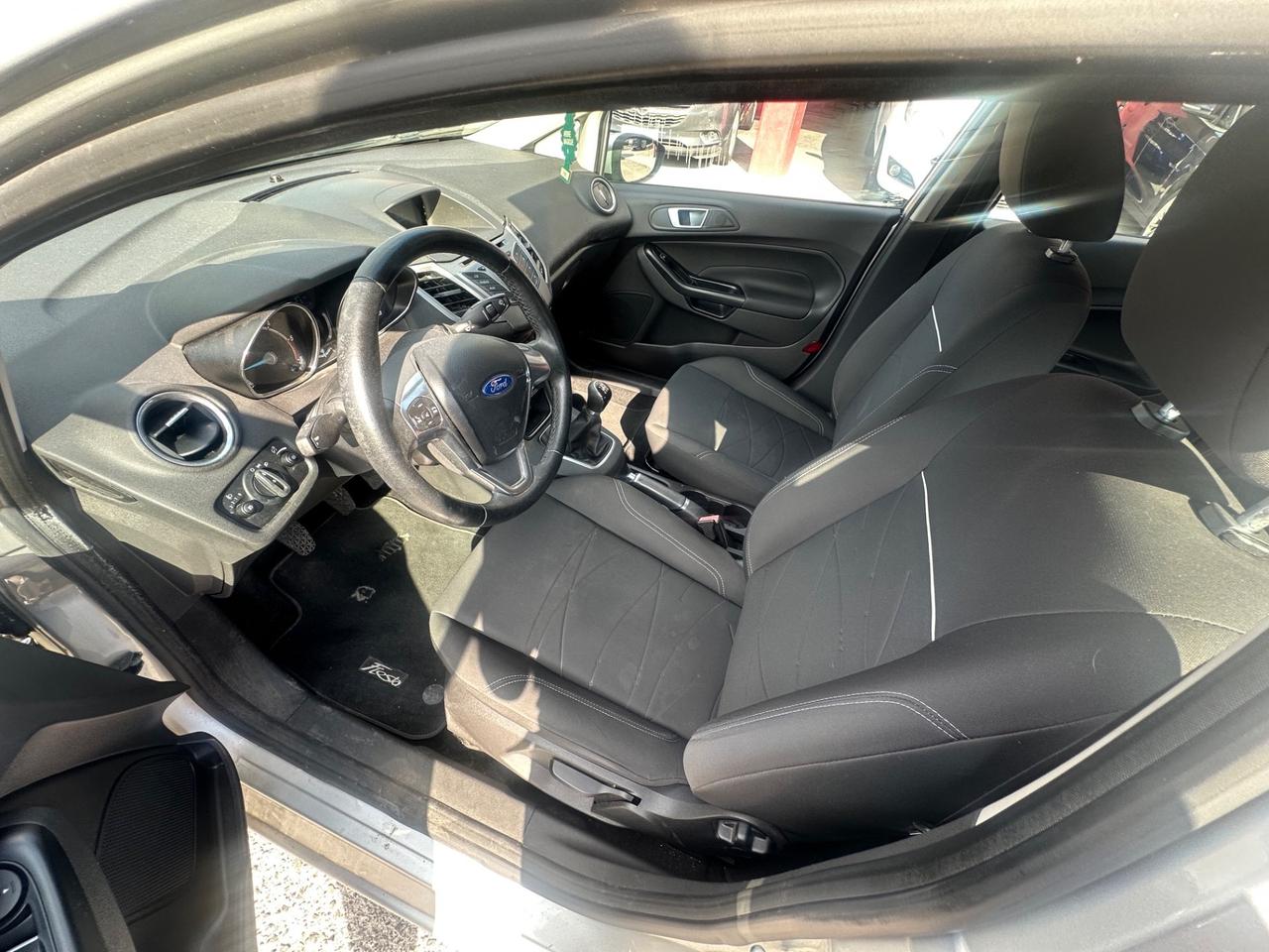 Ford Fiesta 1.5 TDCi 75CV 5 porte