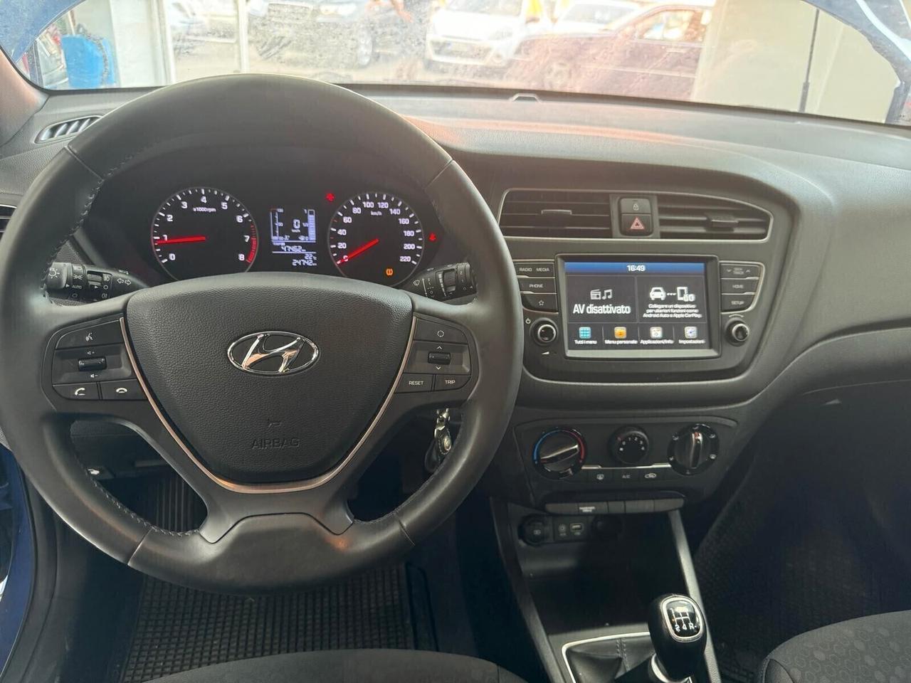 Hyundai i20 1.2 5 porte Econext Connectline - Danneggiata
