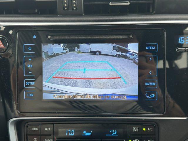 TOYOTA Auris Touring Sports 1.8 Hybrid Business