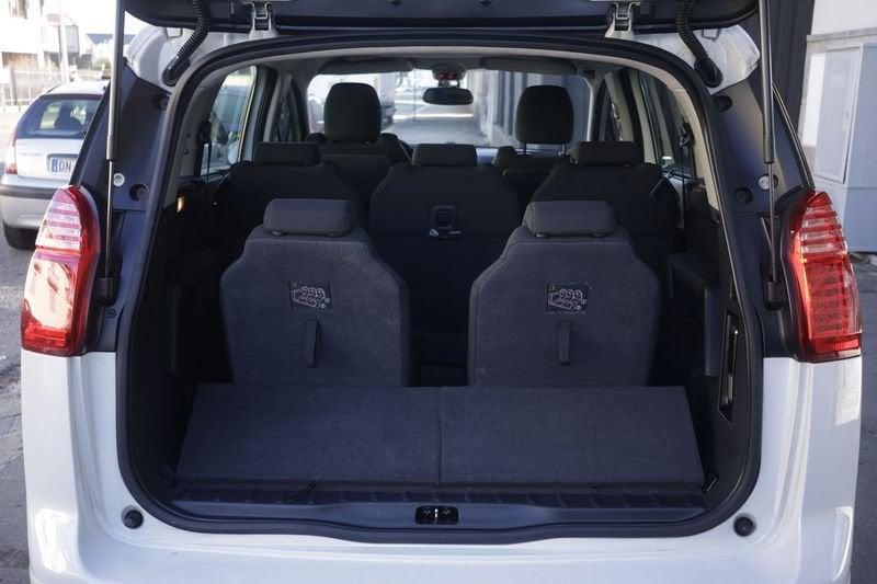 Peugeot 5008 Peugeot 5008 2.0 HDi 150CV 7 posti Business Unicoproprietario