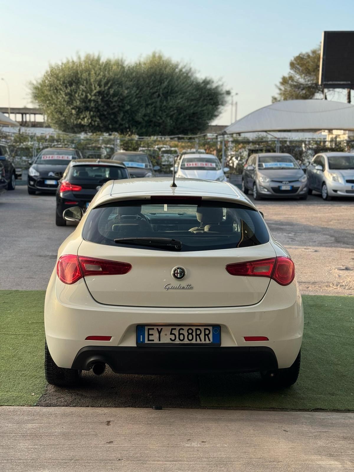 Alfa Romeo Giulietta 1.6 JTDm-2 105 CV Exclusive