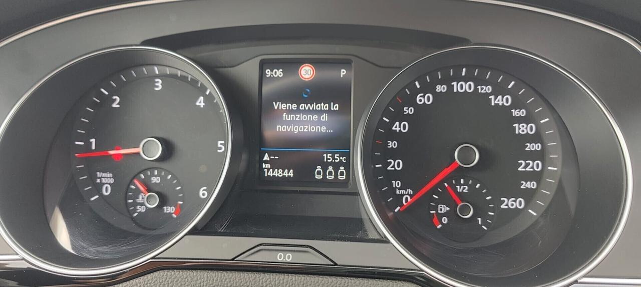 Volkswagen Passat Variant 2.0 TDI SCR 122 CV EVO DSG Business