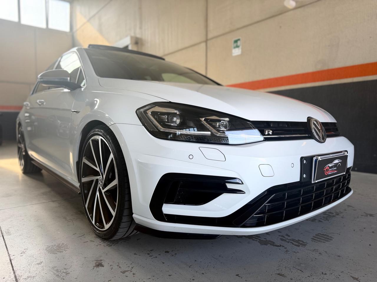Volkswagen Golf R 2.0 TSI DSG 4MOTION 5p. BMT
