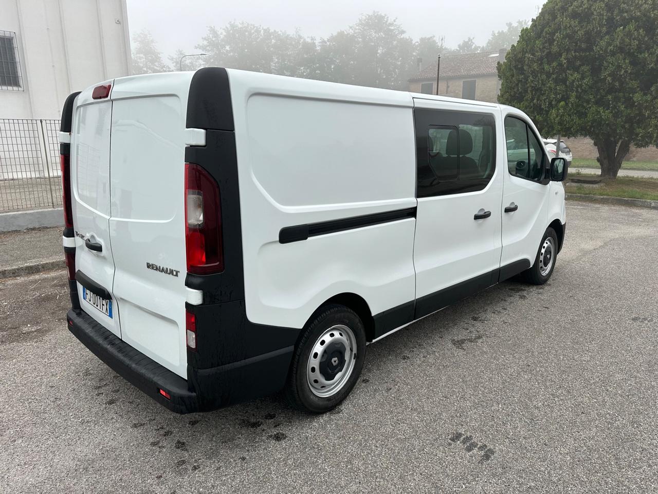 Renault Trafic 1.6 dCi 125CV 6 posti Permuta