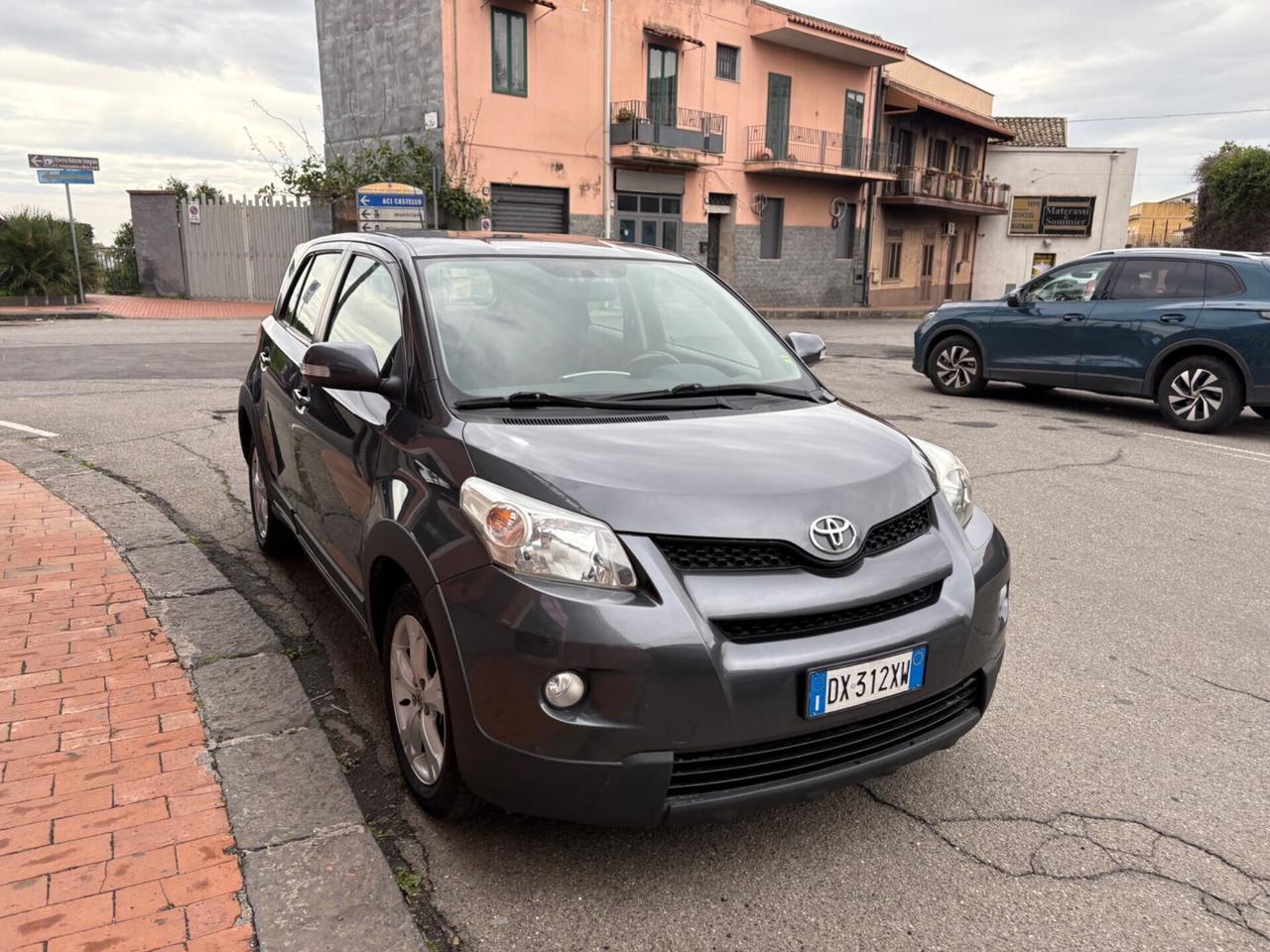 Toyota Urban Cruiser 1.4 D-4D 4X4